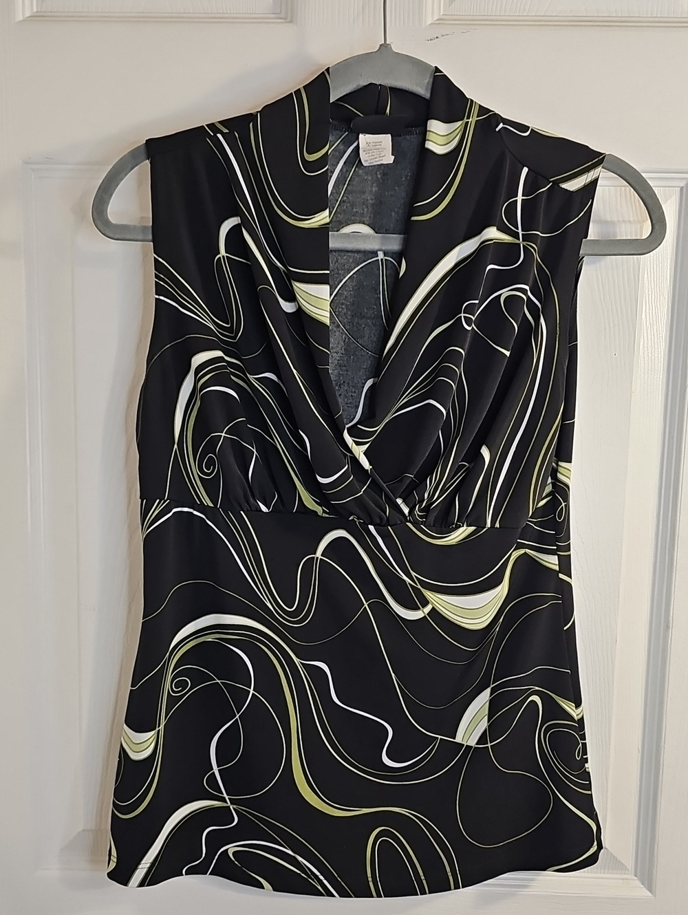 Sleeveless Black Swirl Print V-Neck Dress